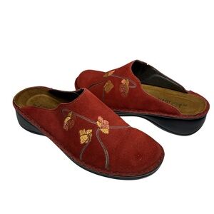 Naot Red Embroidered Suede Slip On Versatile Boho Wedge Mules Clogs 39/8